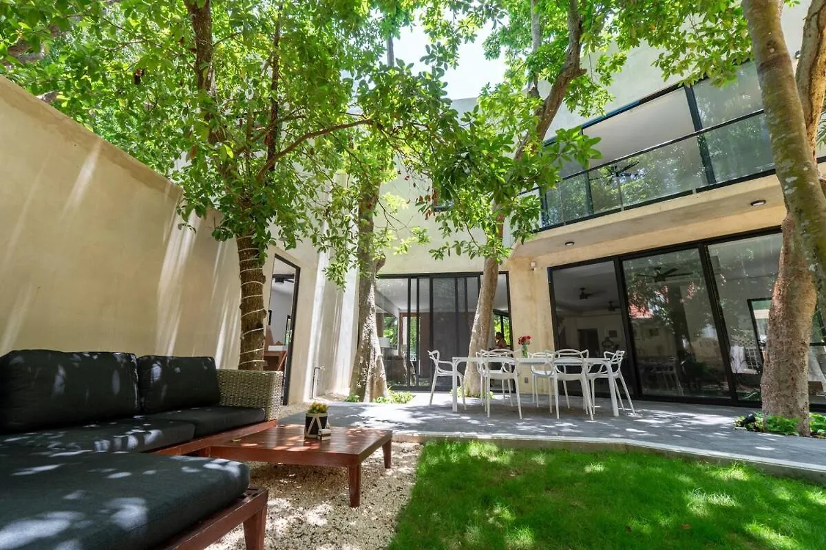 Stunning Modern Villa With Pool And Beach Access بلايا ديل كارمن المكسيك