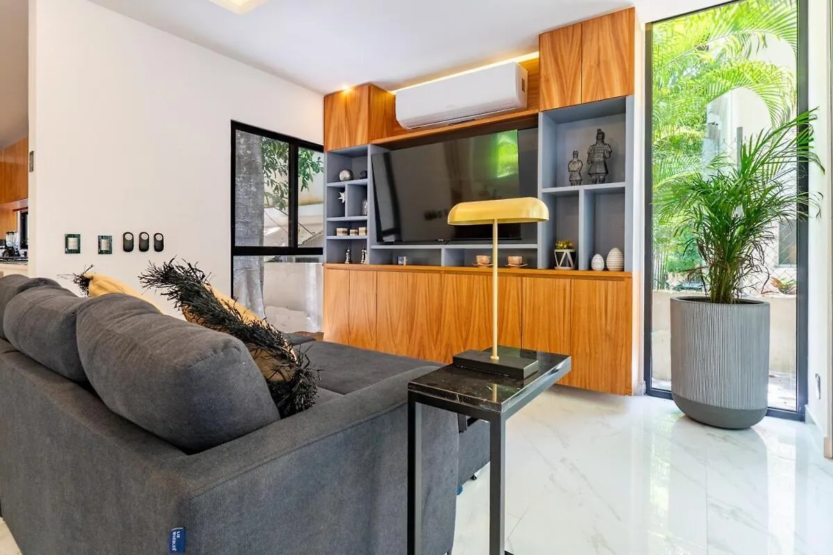 Stunning Modern Villa With Pool And Beach Access بلايا ديل كارمن شقة